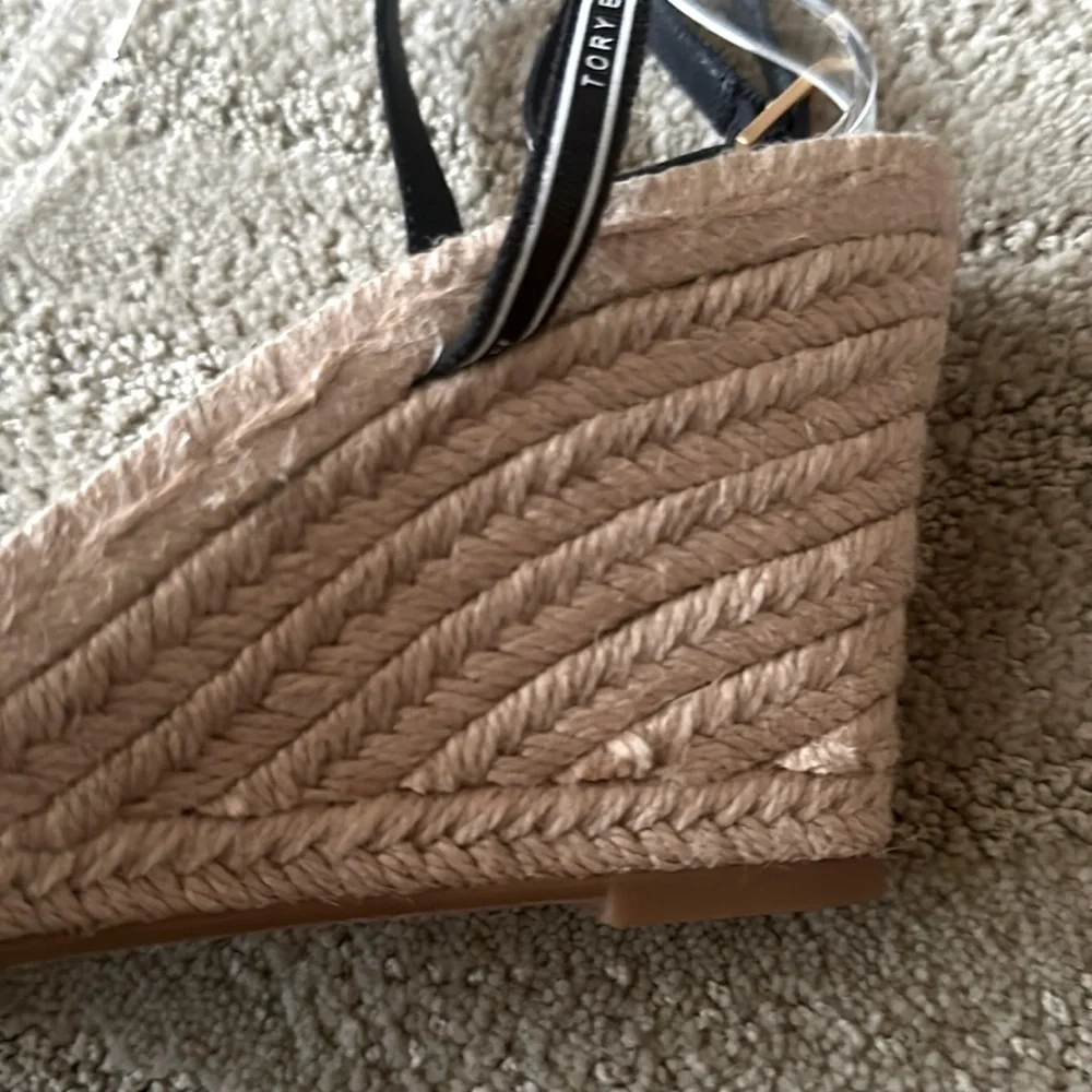 NEW Tory Burch Ribbon Strappy Wedge Espadrille Platform Sandals Navy Cream Tan 9